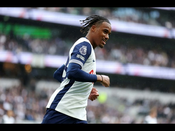 Debut Impresif Bersama Tottenham, Postecoglou Puji Odobert