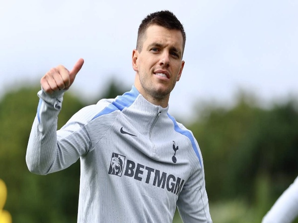 Fenerbahce Ajukan Tawaran Untuk Rekrut Dua Pemain Bintang Tottenham