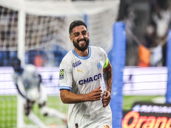 Lazio Menangi Perburuan Transfer Defender Olympique Marseille