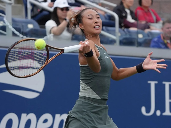 Hasil US Open: Tampil Tanpa Ampun, Zheng Qinwen Tembus Pekan Kedua