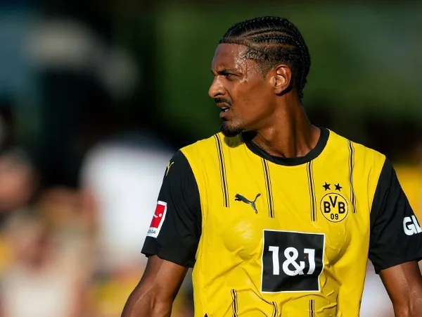 Dortmund Hanya Butuh 2,5 Jam Untuk Rampungkan Transfer Haller ke Leganes