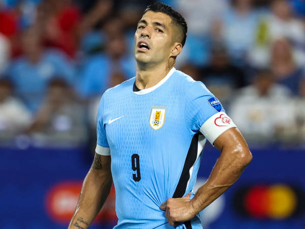 Setelah 17 Tahun Berkiprah, Luis Suarez Umumkan Pensiun dari Timnas Uruguay