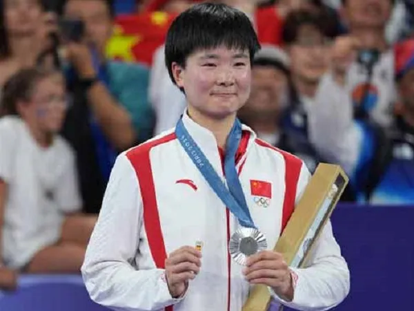 5 Pencapaian He Bing Jiao Yang Pensiun Dari Bulu Tangkis Internasional