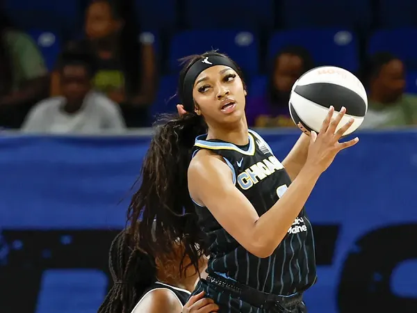 Angel Reese Akhiri Musim Lebih Cepat Karena Cedera Pergelangan Tangan