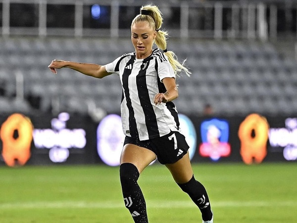 Alisha Lehmann Usung Misi Khusus Usai Gabung Juventus