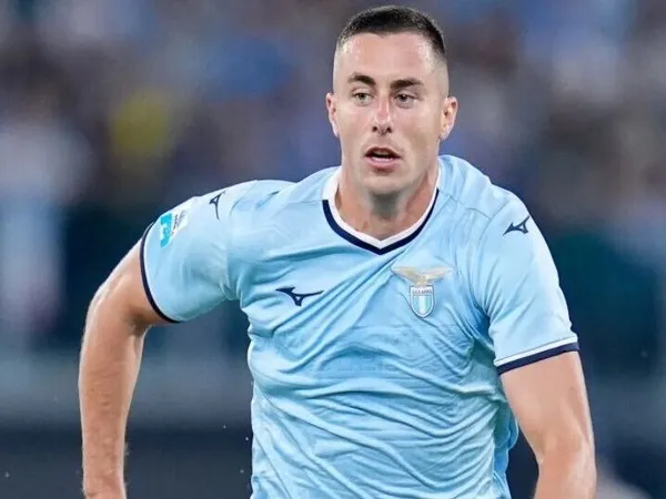 Lazio Siap Perpanjang Kontrak Pemain Incaran Napoli