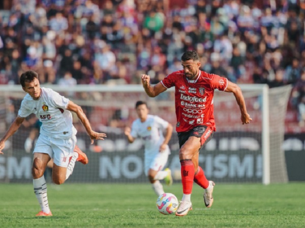 Everton Nascimento Masih Mandul, Teco Tekankan Pentingnya Gol