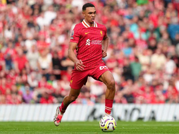 100 Kontribusi Gol, Trent Alexander-Arnold Kian Dekati Rekor Phil Neal
