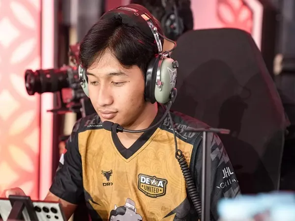 Dewa United Esports Bertekad Curi Kemenangan Lawan RRQ
