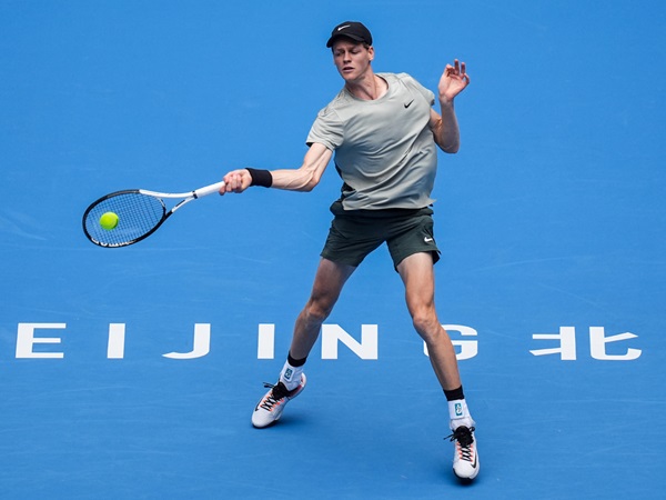 Jannik Sinner Selamat Dari Gempuran Nicolas Jarry Di Beijing