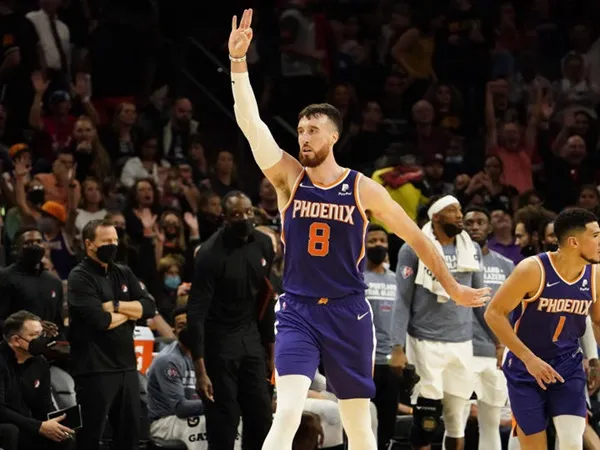 Frank Kaminsky Sepakat Terima Tawaran Phoenix Suns