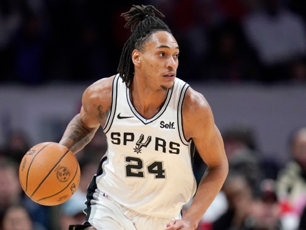 Devin Vassell Akan Absen Bela Spurs di Awal Musim.