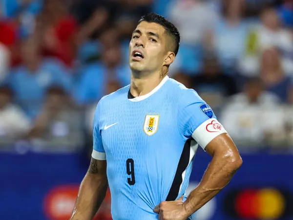 Bielsa Picu Keretakan di Timnas Uruguay, Suarez Peringatkan Dampaknya