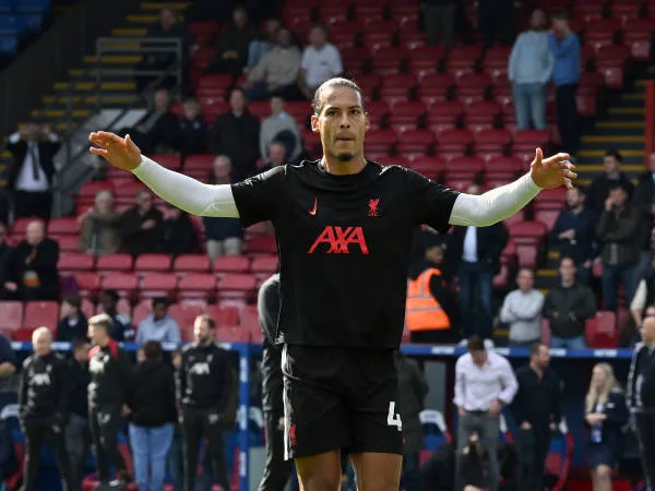 Bek Liverpool, Virgil van Dijk Sebut Ronaldinho Sebagai Idola Masa Kecilnya