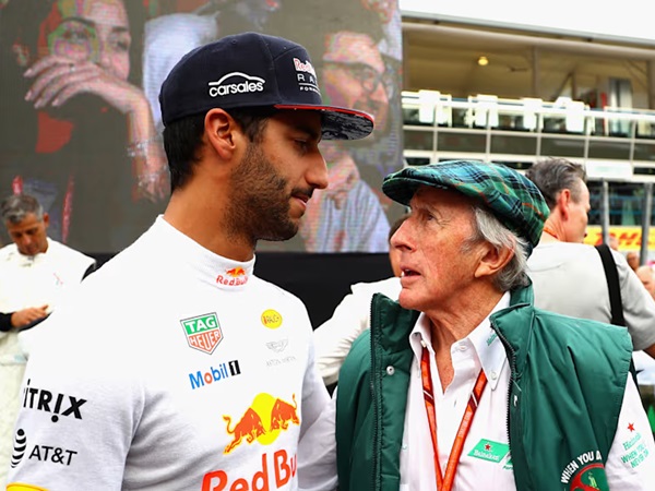 Daniel Ricciardo Teringat Nasehat Diberikan Stewart