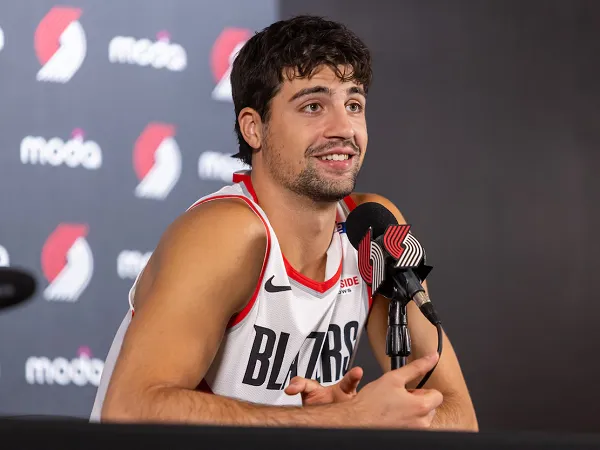 Chauncey Billups Beri Klarifikasi Terkait Komentarnya Kepada Deni Avdija