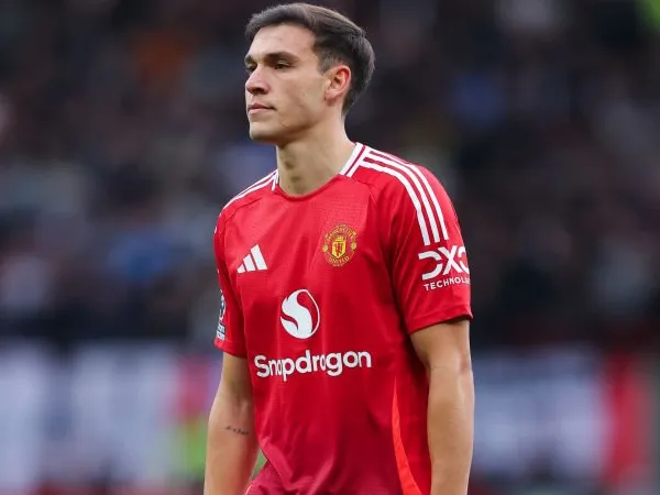 Legenda Belanda Kritik Keputusan Erik ten Hag Rekrut Manuel Ugarte