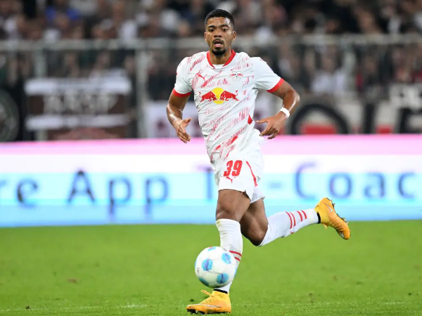 Benjamin Henrichs Mundur dari Timnas Jerman Karena Cedera