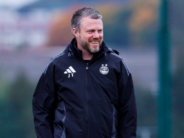 Wolves Pertimbangkan Jimmy Thelin sebagai Pengganti Gary O'Neil