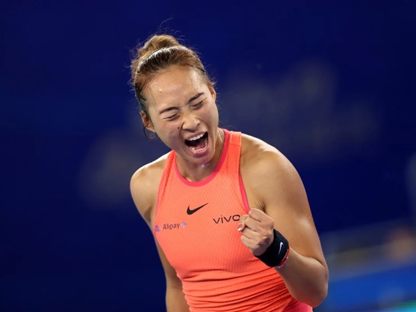 Tembus Final Di Wuhan, Zheng Qinwen Torehkan Tinta Emas