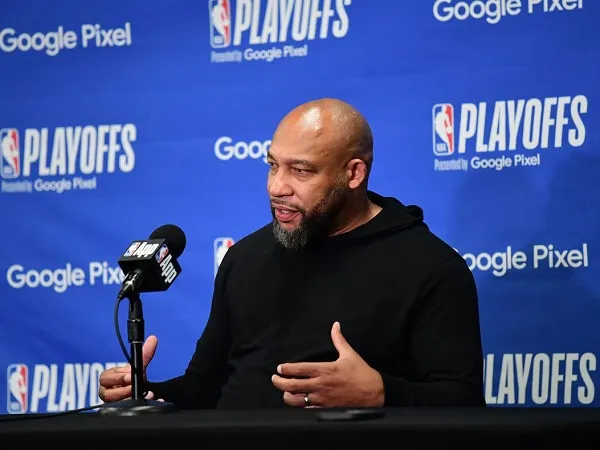 Darvin Ham nilai kiprahnya sebagai pelatih Lakers.