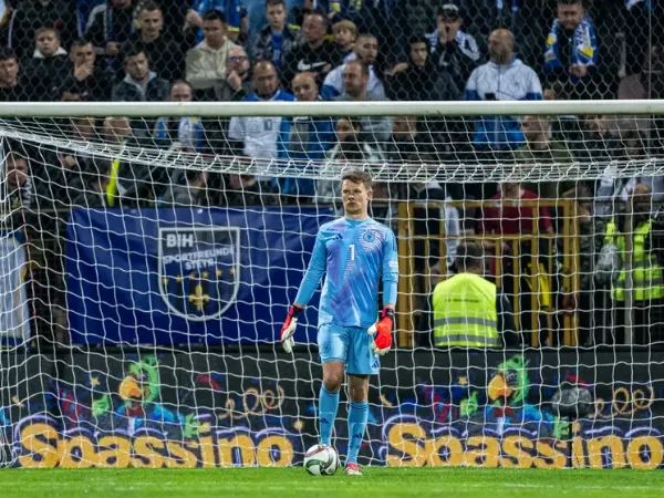 Alexander Nubel Akui Kecewa Harus Kebobolan di Laga Debutnya Bersama Jerman