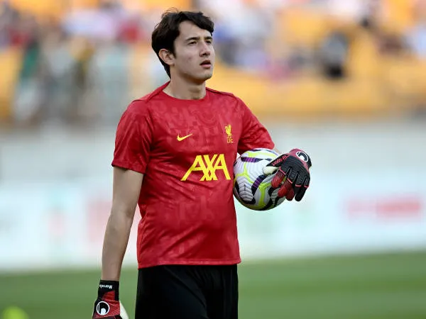 Marcelo Pitaluga Jadi Pahlawan Livingston, Kiper Liverpool Debut Dramatis
