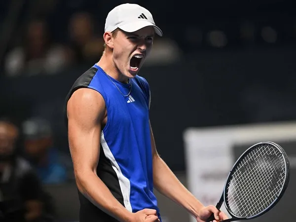 Menginjak Usia 17 Tahun, Justin Engel Cetak Sejarah Di Almaty