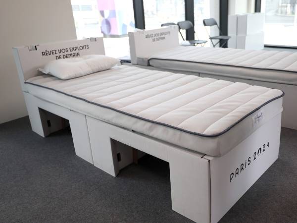 Ranjang Kardus Di Perkampungan Olimpiade Paris 2024 Disumbangkan