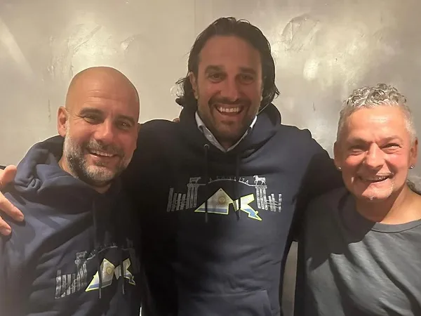 Reuni Hangat Roberto Baggio dan Pep Guardiola di Brescia