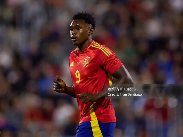 Striker FC Porto dan Spanyol U-21, Samu Omorodion