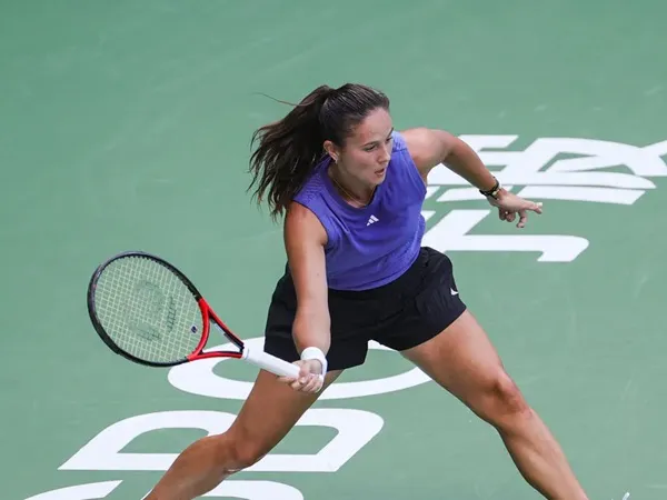 Daria Kasatkina Jatuh Bangun Demi Semifinal Di Ningbo
