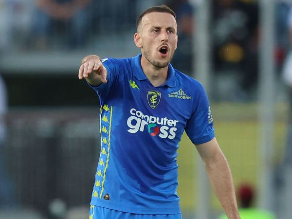 Juventus dan Inter Milan Siap Saling Sikut Demi Rekrut Ardian Ismajli