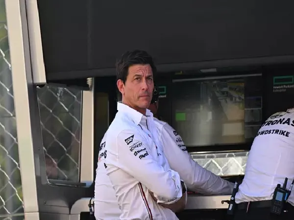 Toto Wolff Kesal Verstappen Tak Kena Penalti di F1 GP AS