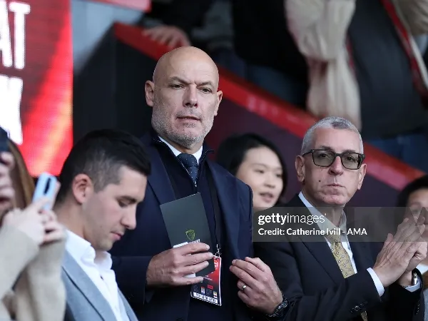 Ketua PGMOL, Howard Webb, saat menyaksikan pertandingan Bournemouth melawan Arsenal di Vitality Stadium