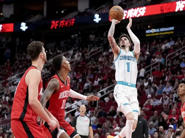 LaMelo Ball Menginspirasikan Kemenangan Hornets atas Rockets