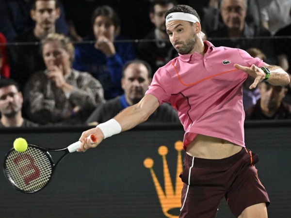 Langkah Grigor Dimitrov Berlanjut Sampai Ke Perempatfinal Di Paris