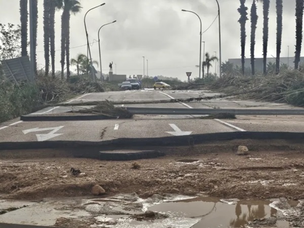 MotoGP Valencia Dipastikan Batal, Hormati Korban