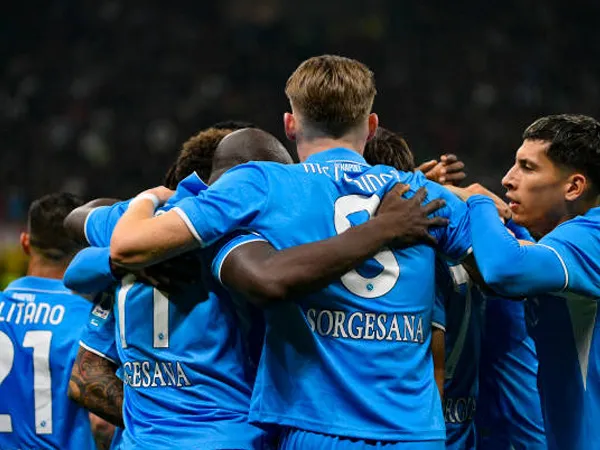 Serie A Panas! Napoli Unggul Empat Poin, Juventus Terdepak ke Posisi Keenam