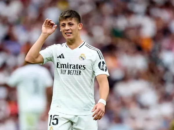 Carlo Ancelotti Jelaskan Alasan Tak Mainkan Guler dan Endrick