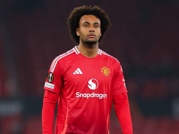 Performa Joshua Zirkzee Masih Melempem, Begini Komentar Andy Cole