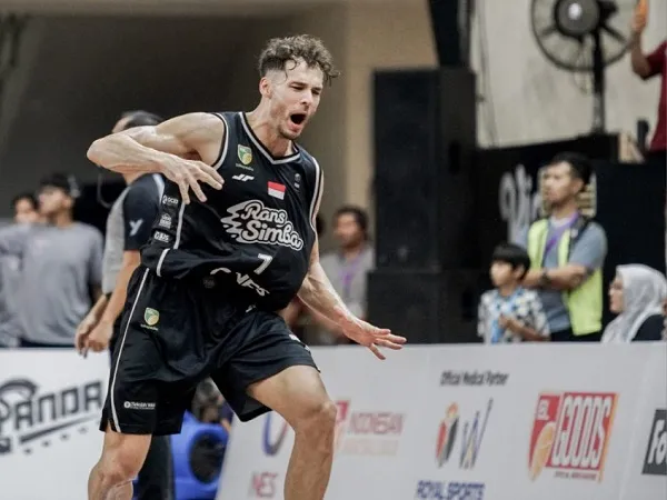 Devon Van Oostrum Kembali Perkuat Rans Simba Bogor Pada IBL 2025