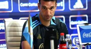 Ada Larangan Jersey Lionel Messi di Paraguay, Lionel Scaloni Beri Tanggapan