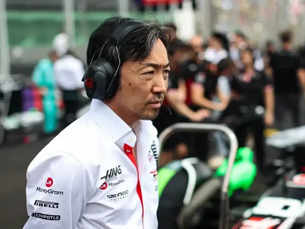 Romain Grosjean Angkat Topi Untuk Kinerja Ayao Komatsu