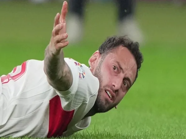 Cedera Lamanya Kambuh Lagi, Hakan Calhanoglu Salahkan Padatnya Jadwal