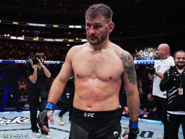 Stipe Miocic berkarier dari tahun 2011 sampai 2024 di UFC. (Foto: MMA Fighting)
