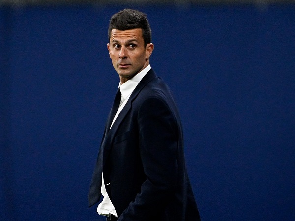 Juventus Hadapi AC Milan, Thiago Motta dan Paulo Fonseca Dibandingkan