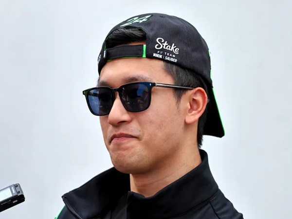 Zhou Guanyu Justru Girang Ditendang Kick Sauber: Tepat Waktu