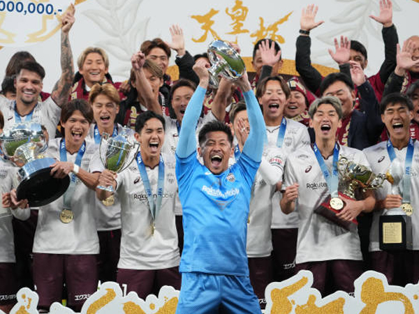 Update Sepak Bola Asia: Dari Vissel Kobe Juara Hingga Drama Liga Pro Saudi