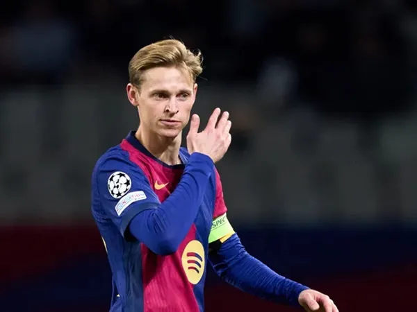 Barcelona Memikirkan Kemungkinan Melepas De Jong